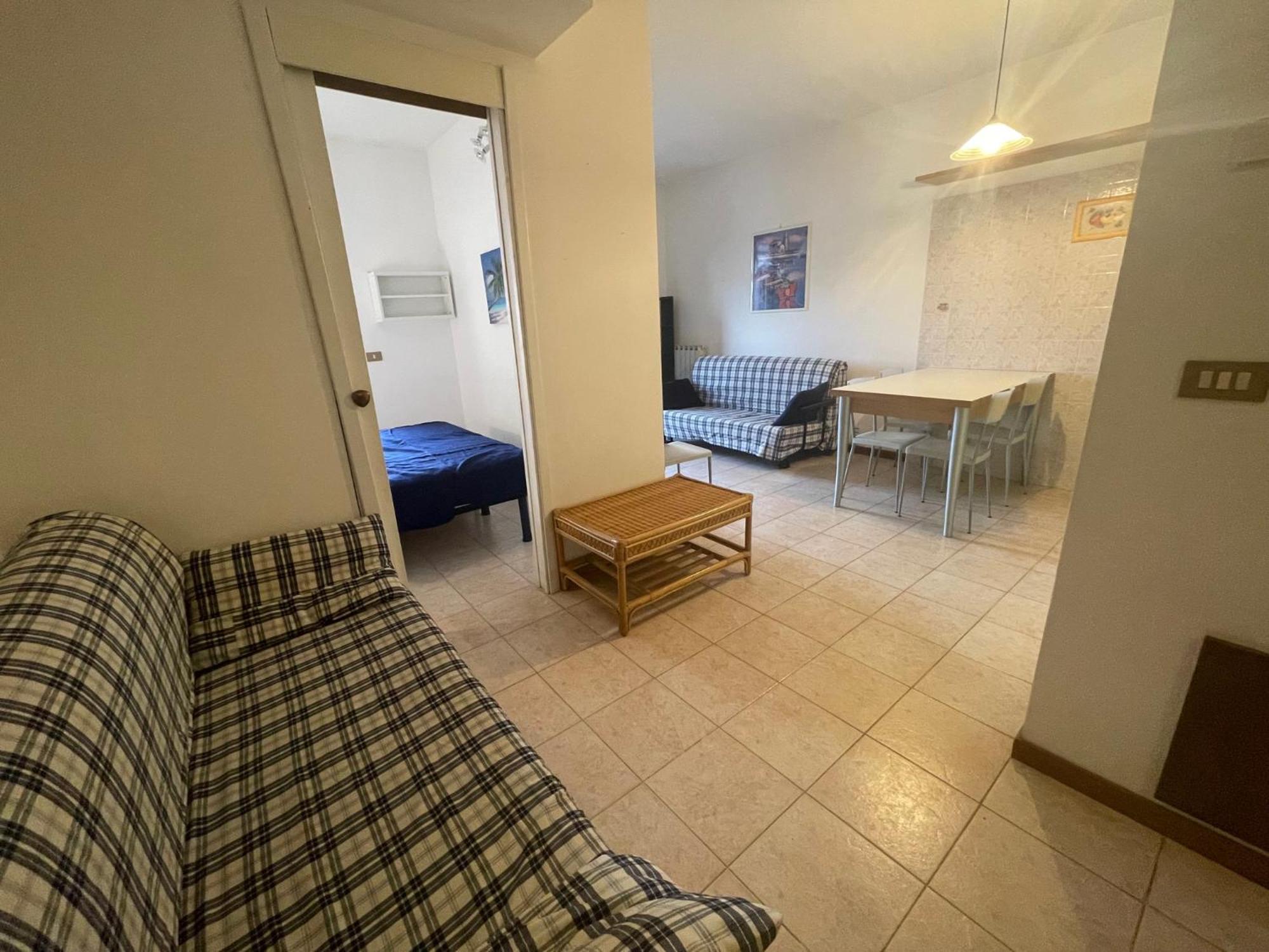 Residence Verdi Caorle Buitenkant foto