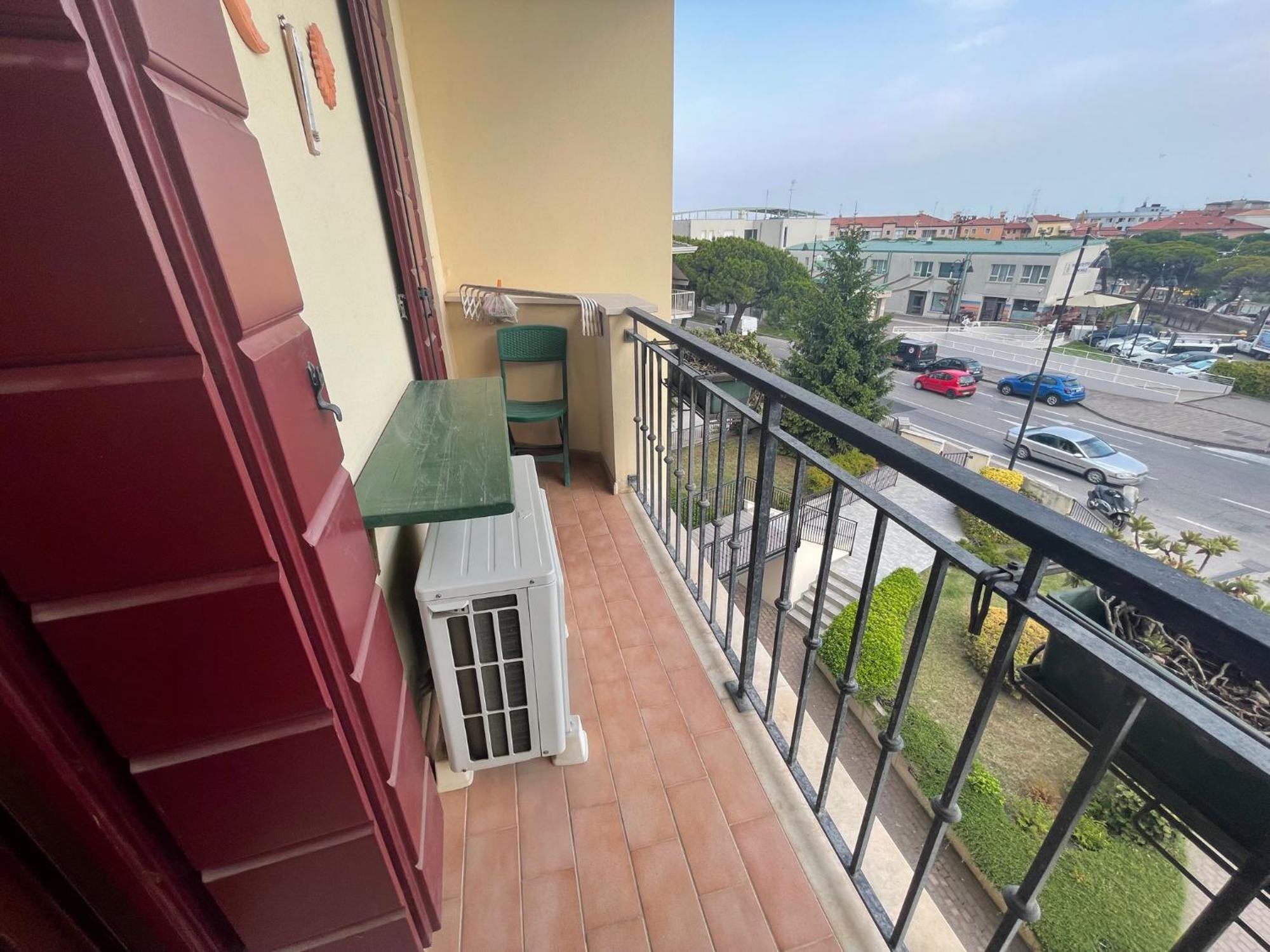Residence Verdi Caorle Buitenkant foto